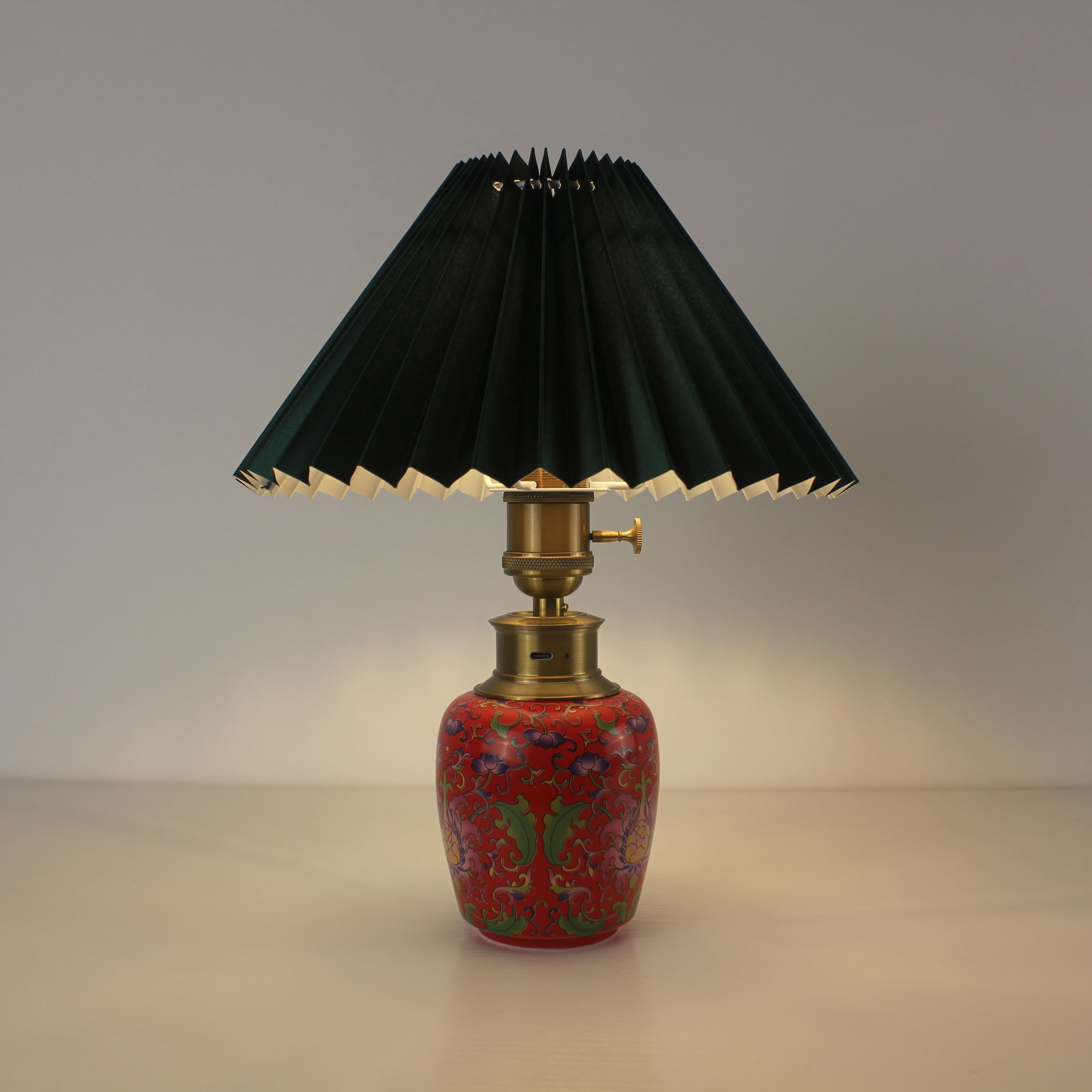 Ceramic Enamel Craft Battery Powered Table Lamp