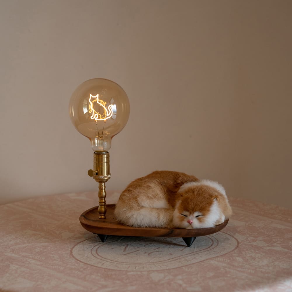 Lampe de table rechargeable avec plat à bijoux en noyer – Chien, chat ampoule veilleuse