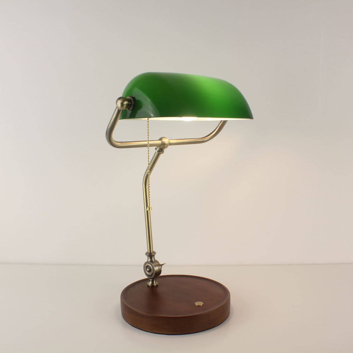 Cordless Bankers Lamp - Battery Operated Library Lights